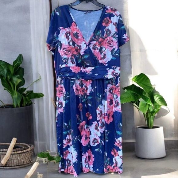 New NWT Ouges  Blue/Pink Floral Short Sleeve Dress Size XXL Spring Summer - Picture 1 of 7